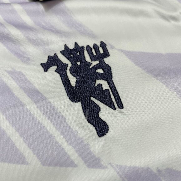 Manchester United 25/26 Away Soccer Jersey | Rare Edition | Flash Limited-Time - Picture 8 of 11